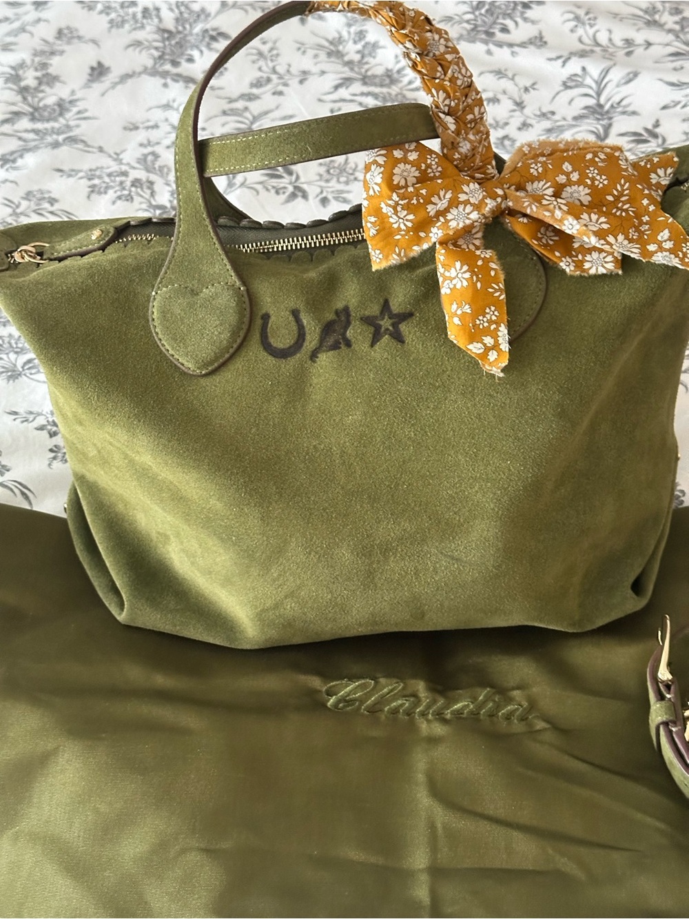 Stoney Clover Lane Suede 29 Olive Branded - Picture 2 of 6